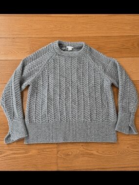 H&M Gray Chunky Knit Sweater Womens Medium Crewneck Cozy Pullover Top